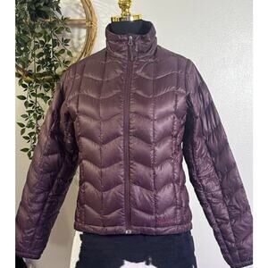 Marmot 800 Down Fill | Plum | Women’s Puffer S| Packable Lightweight Gorpcore